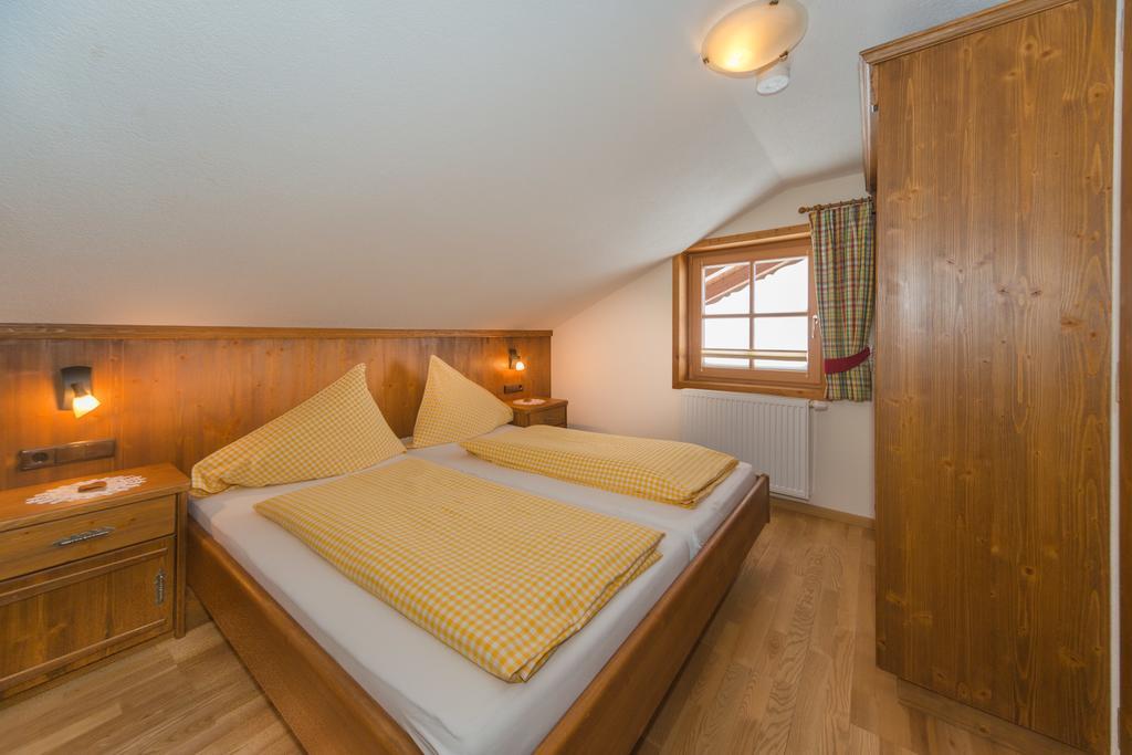 Gloesalm Apartamento Ramsau am Dachstein Quarto foto