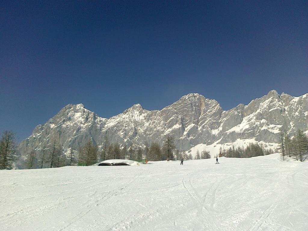 Gloesalm Apartamento Ramsau am Dachstein Quarto foto